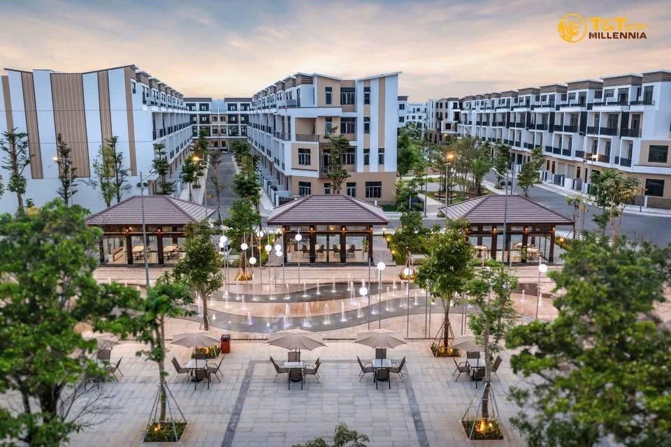 Mua nhà phố T&T Millennia City Long Hậu